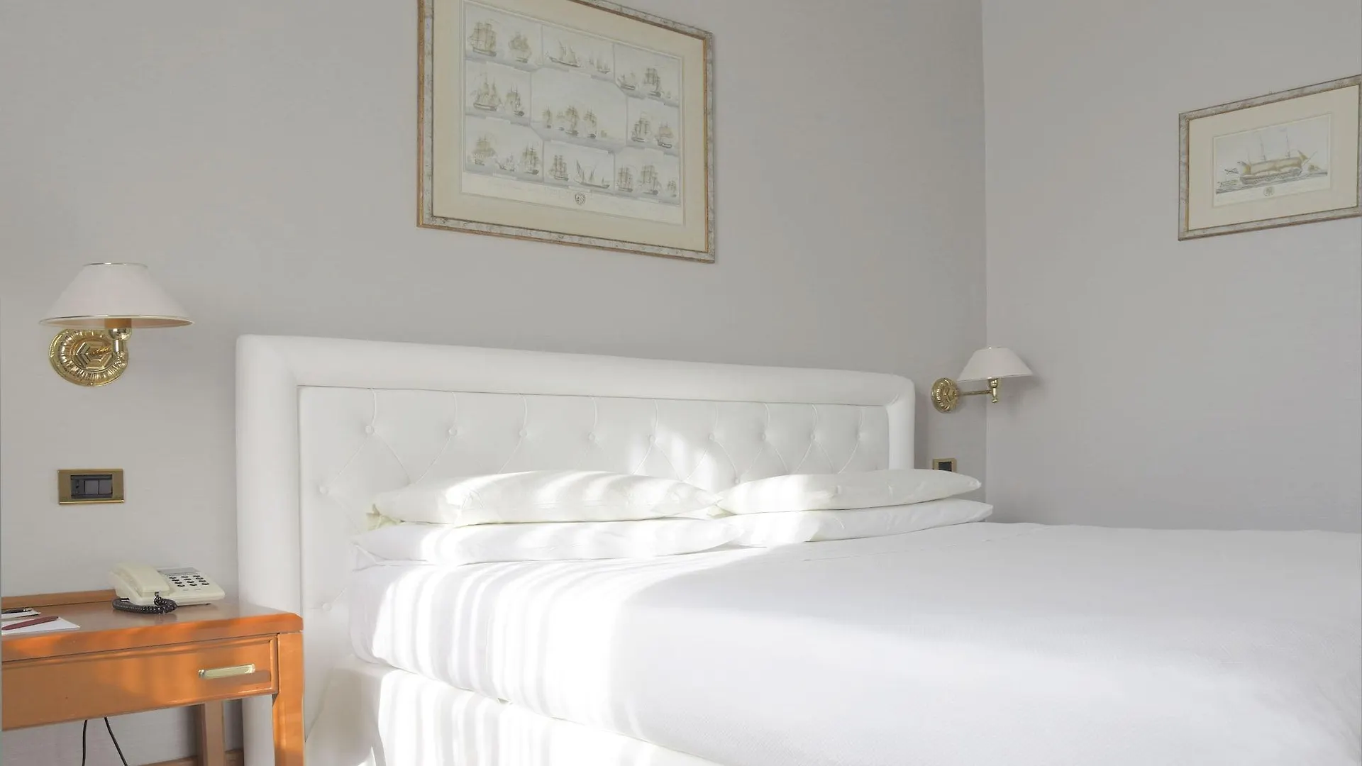 Royal Garden Otel Assago İtalya