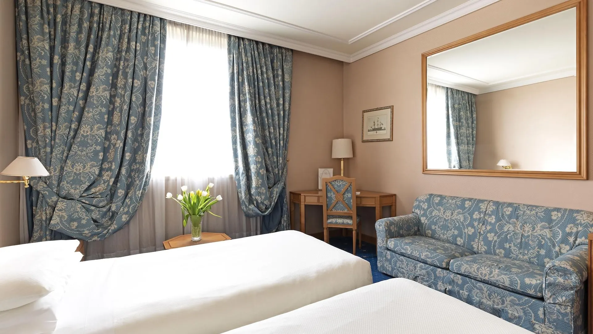 Royal Garden Assago Milano Hotel 4*,